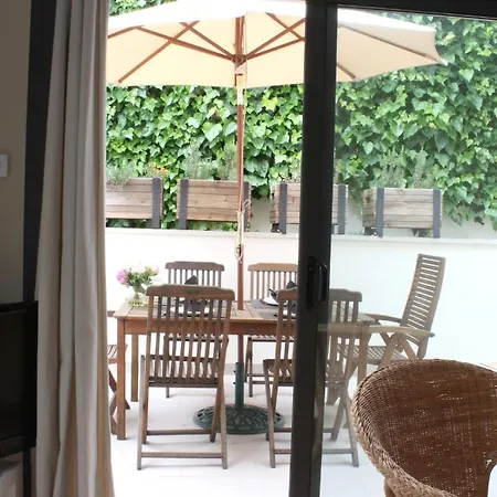 Boutique Apartment *
